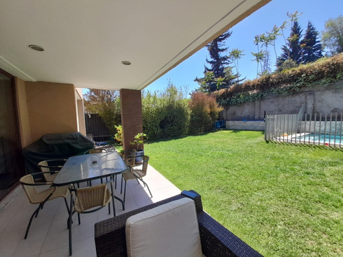 Imagen 1 de 16 de Se Vende, Linda Casa, Sector Residencial, La Reina .