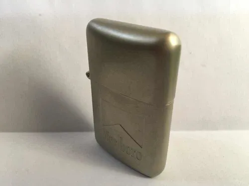 Encendedor Zippo Marlboro (Usado)