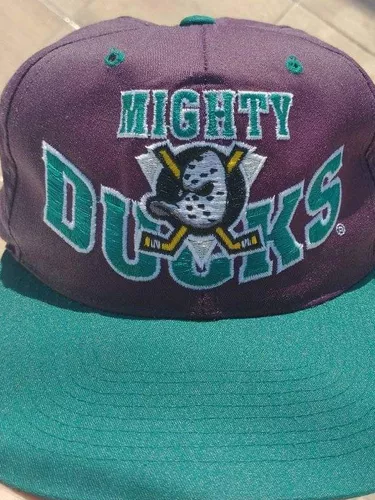 Vintage Disney NHL Anaheim Mighty Ducks Hockey Snapback Sombrero