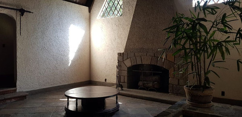 Linda Casa Sola En Col. Rancho Cortes, Morelos