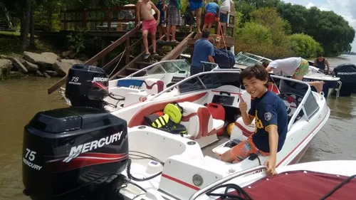 Lancha Bahamas 490 Sport Okm Sin Motor