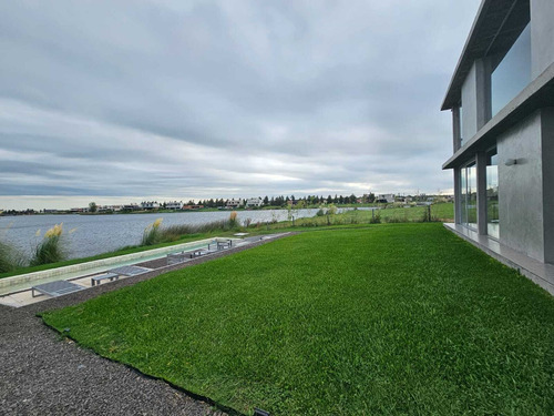 Casa En Venta En El Naudir, Escobar, G.b.a. Zona Norte