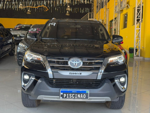 Toyota Hilux SW4 2.8 SRX 4X4 7 LUGARES 16V TURBO INTERCOOLER DIESEL 4P AUTOMÁTICO