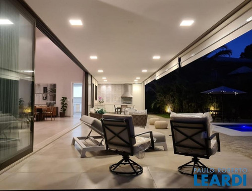 Imagem 4 de 9 de Casa Em Condomínio - Barreirinho - Sp - 621133