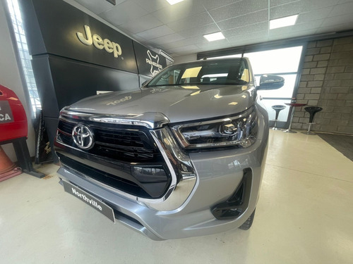 Imagen 13 de 19 de Toyota Hilux Dc 4x4 Srv At6 2.8tdi Gs