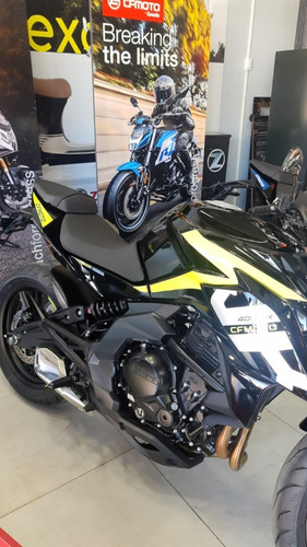 Imagen 3 de 25 de Nueva Cfmoto Nk 400 Ahora Con Tablero Tft A Color! En Local