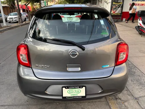 Nissan March 1.6 Advance Mt