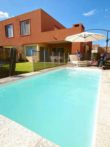 Casa En Alquiler Anual, Casas De Santa Maria, Villanueva, Tigre.