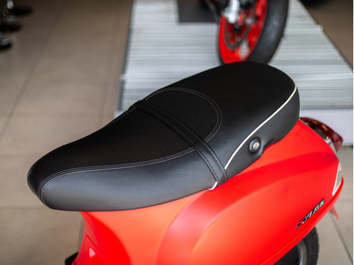 Vespa Sxl 150 - Roja