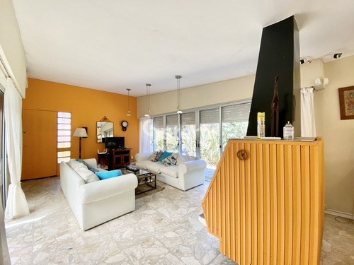Hermosa Casa En San Rafael, 4 Dormitorios *- Ref: 1612
