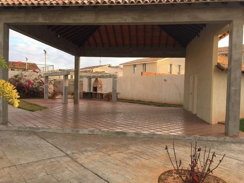 Imagen 23 de 25 de Mariestela Boada, Alquila Espaciosa Casa Zona Exclusiva El Tigre #22-6909