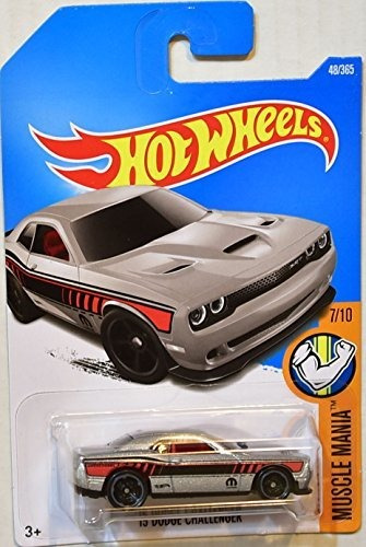 Hot Wheels 2017 Muscle Mania 15 Dodge Challenger 48365 Plata