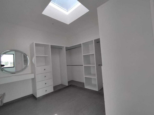 Hermosa Casa En Preventa En Lomas De Cocoyoc