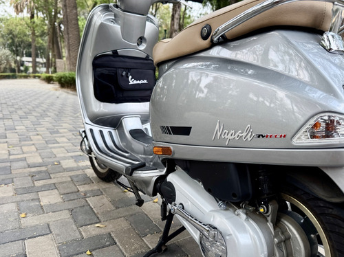 Impecable Motoneta Vespa Napoli 2022 3vtech 150 Cc Abs