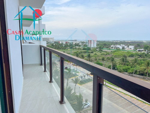 Cad La Isla Emerald I8. Amplio Departamento En Condominio De Playa Con Terraza Y Vista A Las Áreas Comunes