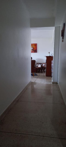 Imagen 12 de 21 de Apartamento Conjunto Residencial Torres Blancas. Adlz