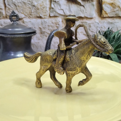 Figuras Estatuillas De Caballo Con Ginete De Bronce (Usado)