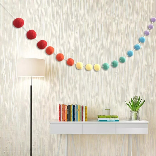 Imagen 4 de 9 de Guirnalda Bolas Pompones De Fieltro Bolitas Decorativas
