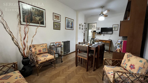 Entre Rios 1900 - Departamento De Dos Dormitorios En Venta  En Rosario