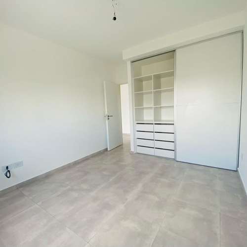 Departamento En Venta En Caseros