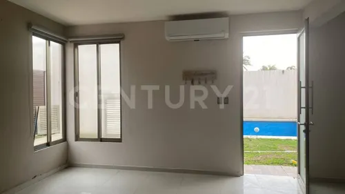 Casa Duplex En Venta, Paraiso Coatzacoalcos, Coatzacoalcos, Veracruz.