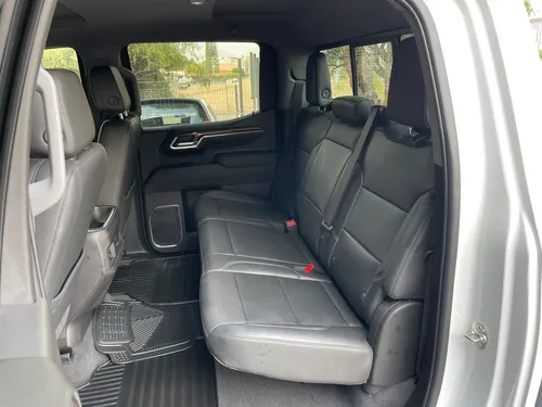 Chevrolet Cheyenne 5.3 Doble Cab Rst 4X4 At