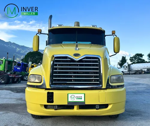 Mack Cnx 613 Tractomula
