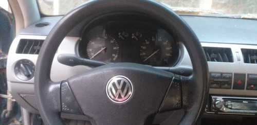 Volkswagen Gol 2000 1.0 16v 5p