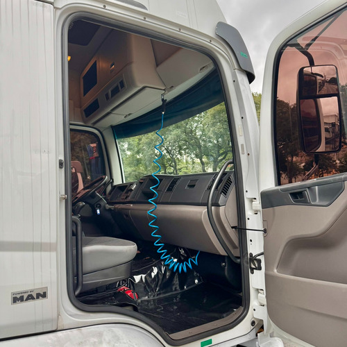 Vw 24 280 Cabinado Frigorifico -25 Graus Ano 2020 Truck 6x2