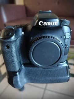Camara Canon 70d Cuerpo 4 Pilas Y Grip
