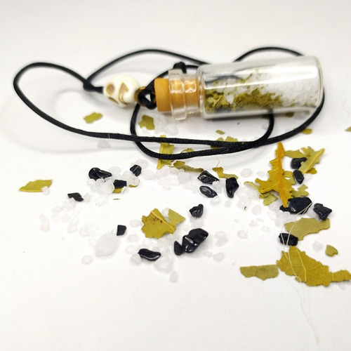 Patuá E Perfume Exú Caveira Amuleto Umbanda Proteção Defesa Cor Kit Exú Caveira