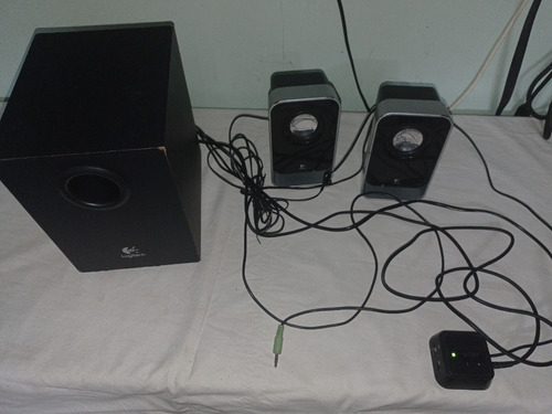 Parlantes Logitech Ls21 Amplificadores 2.1 50/60hz