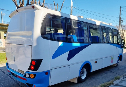 Imagen 3 de 8 de Minibus Iveco 9512 2015 Lucero 24 Asientos