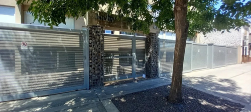 Imagen 4 de 19 de Departamento En Venta, Castelar, Con Cochera, Seguridad 24hs