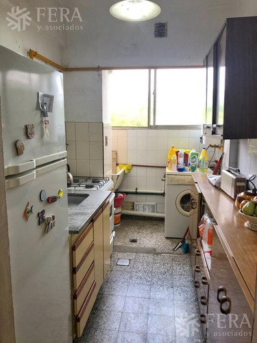 Venta De Departamento De 3 Ambientes En Quilmes (27799)
