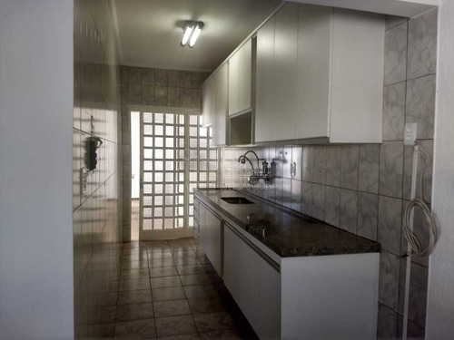 Imagem 6 de 6 de Venda De Casas / Padrão Na Cidade De Araraquara 9301