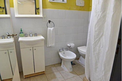 Posada En Venta - 1ero. De Diciembre 441 - Pueblo Belgrano