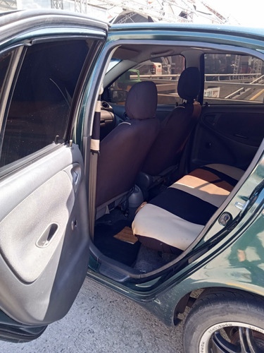 Toyota Yaris Sol