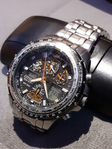 Relógio Citizen Eco-drive Skyhawk Jy0000-53e