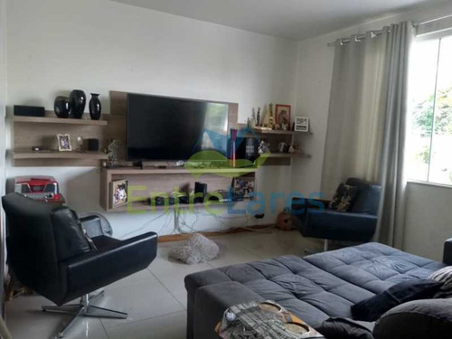 Tauá - 4 Quartos Sendo 2 Suítes - 1 Sala Em 3 Ambientes - 1 Vaga - Casa Triplex - Ilca40100