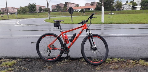 Imagem 4 de 8 de Bike First Aro 29 De 27 Velocidade