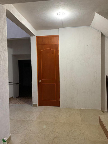 Edificio En Venta En Colonia La Magdalena, Toluca, Estado De México