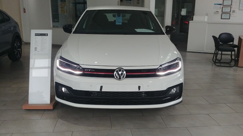 Volkswagen Nuevo Polo Gts 1.4 Tsi At Dm
