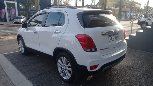 Imagen 7 de 17 de Chevrolet Tracker 1.8 Awd Ltz 4x4 Automatica Blanca 2017