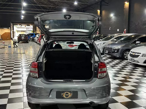 Nissan March 1.6 Sr 107cv