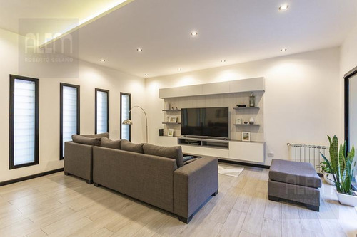 Imagen 3 de 30 de Hermosa Casa Casi A Estrenar - Lomas De Zamora Oeste