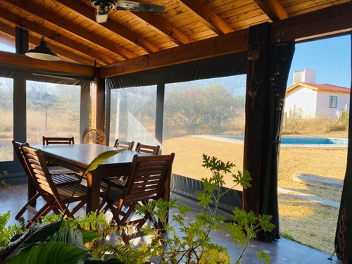 Venta De Vivienda Con Casa De Té En Villa General Belgrano - Inv0035
