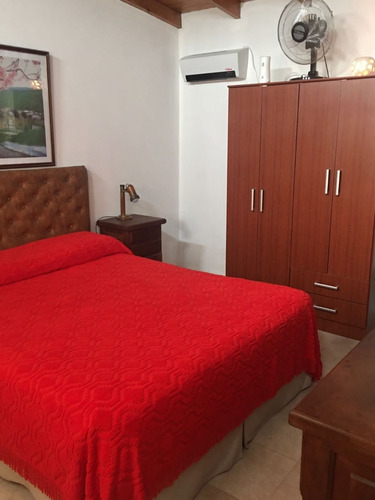 Imagen 9 de 13 de Duplex De 3 Amb Con Patio Y Cochera. Impecable Estado.