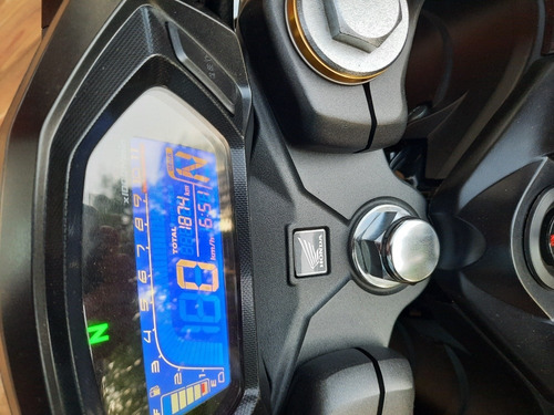 Imagen 4 de 10 de Honda Cb-190-r