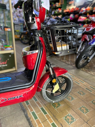 Imagen 10 de 16 de Moto Eléctrica Scooter K City Max 350